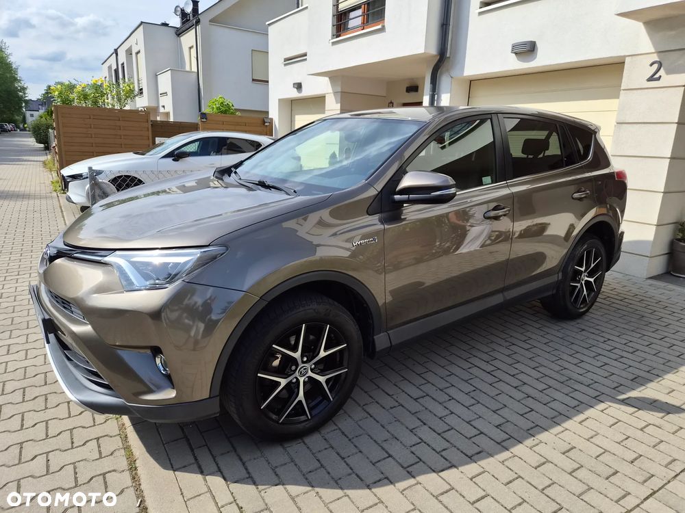 Toyota RAV4 Hybrid Premium 4x2 - 20