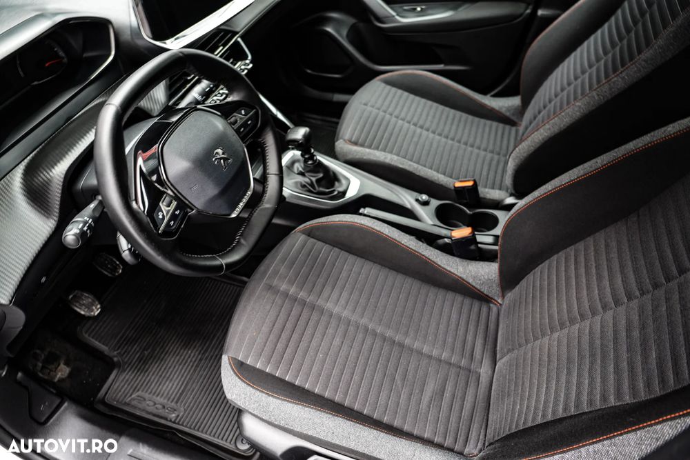 Peugeot 2008 1.5 BlueHDI STT Allure - 11