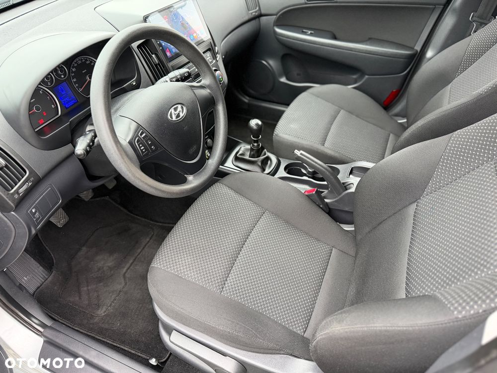 Hyundai i30 1.4 Edition Plus - 12