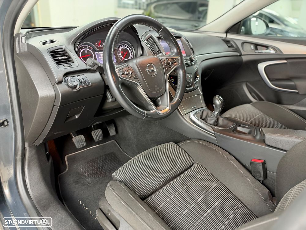 Opel Insignia Sports Tourer 2.0 CDTi Executive S/S - 16