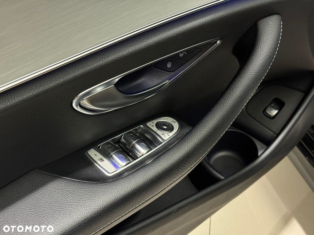 Mercedes-Benz Klasa E 220 d AMG/Avantgarde - 20