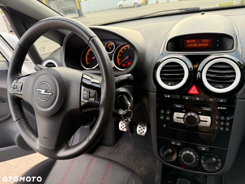 Opel Corsa 1.4 16V Sport - 14