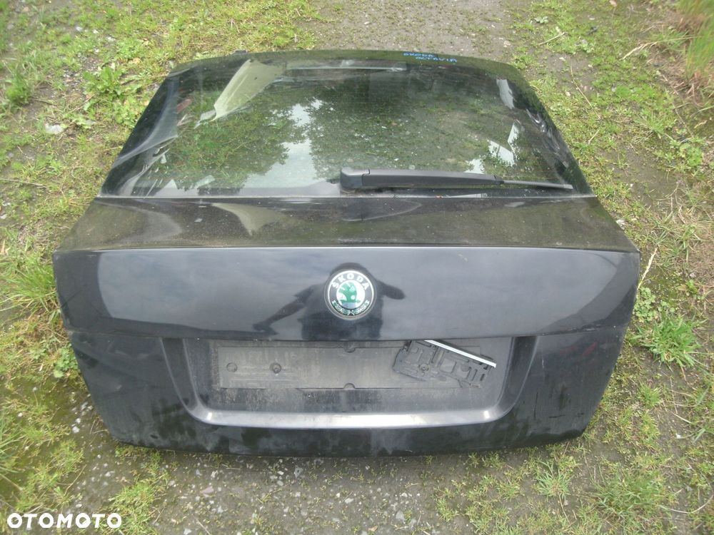klapa tyŁ z szyba skoda octavia ii hb lak.9910 czarna - 1