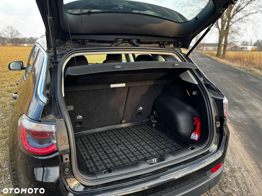 Jeep Compass 1.4 TMair Sport FWD S&S - 14