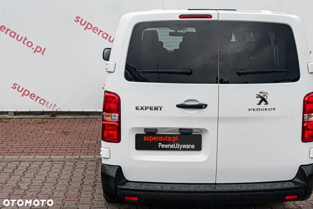 Peugeot Traveller - 12
