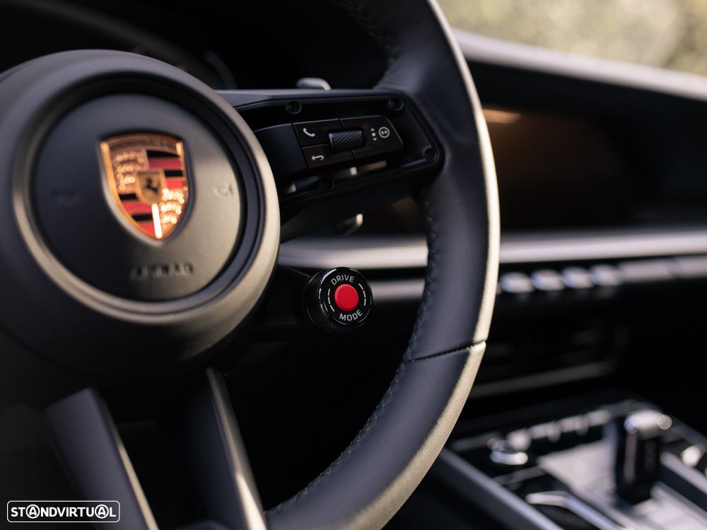 Porsche 911 (992) - 38