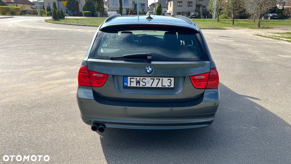 BMW Seria 3 330d - 5