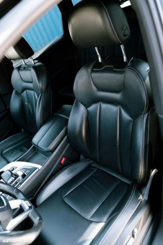 Audi Q7 - 24