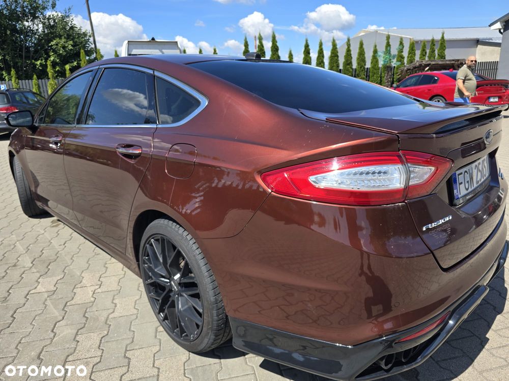 Ford Fusion - 5