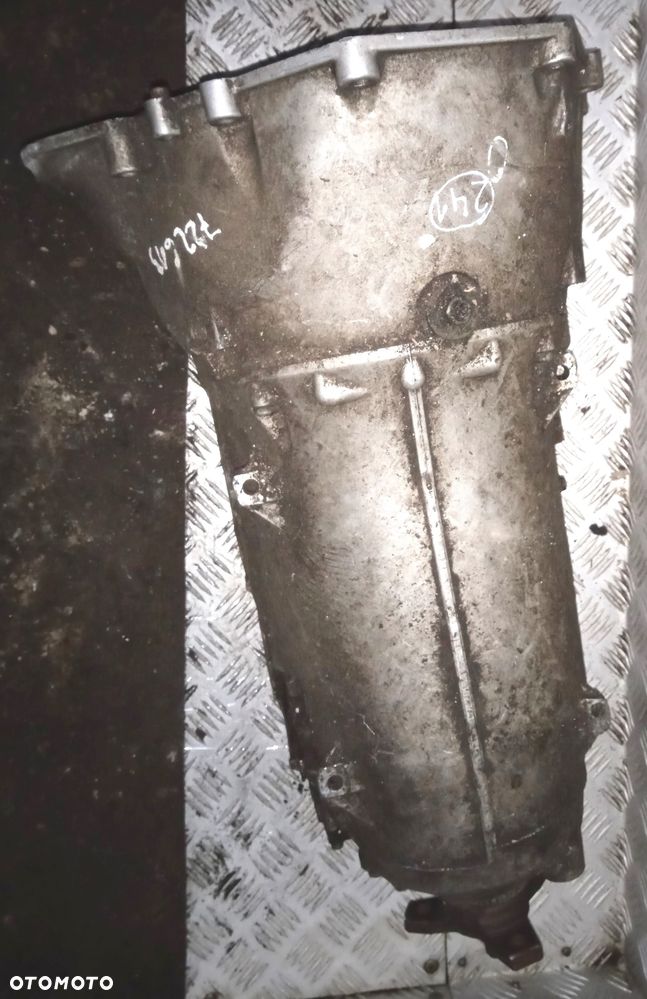 SKRZYNIA  MERCEDES  W202 W210 R1402712601 - 2