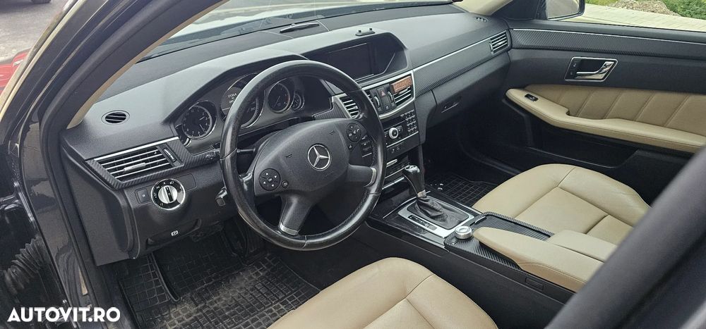 Mercedes-Benz E 200 T BlueTEC 7G-TRONIC Avantgarde - 5