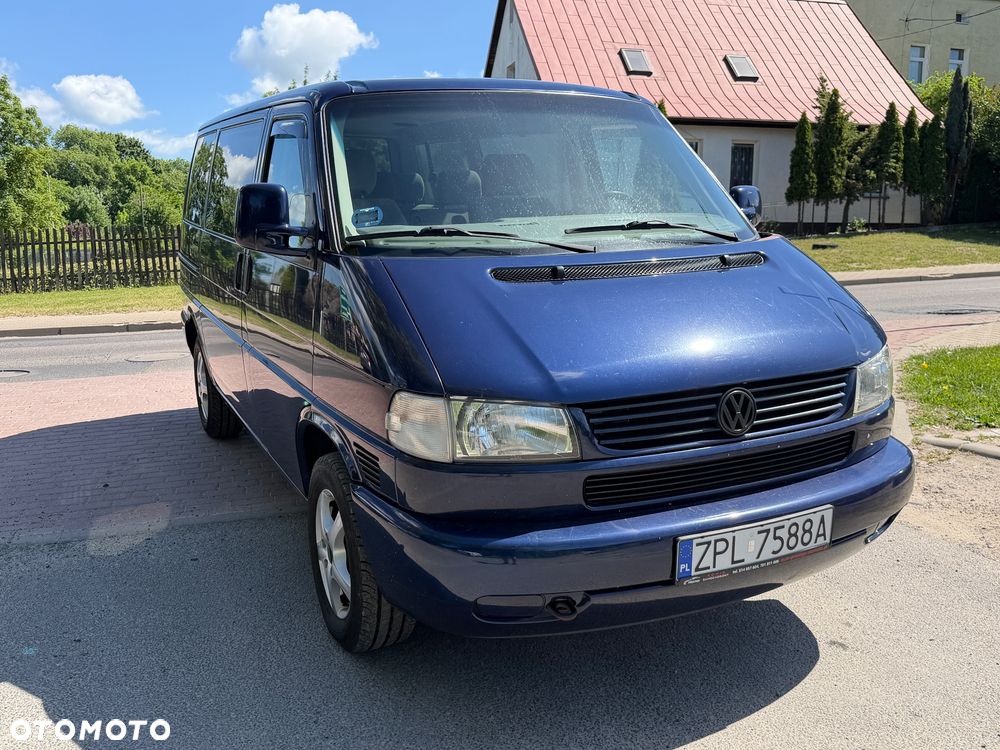Volkswagen Caravelle - 7