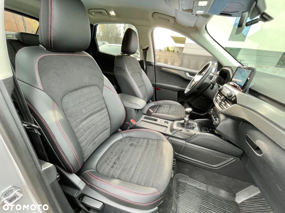 Ford Kuga 1.5 EcoBoost FWD Titanium X - 23