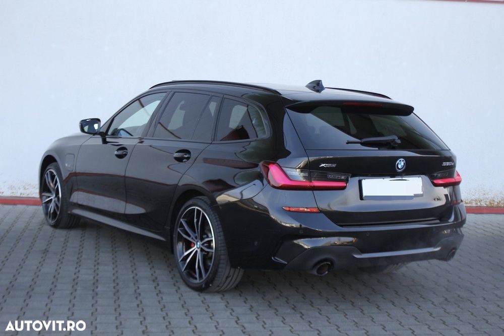 BMW Seria 3 2021 photo 2