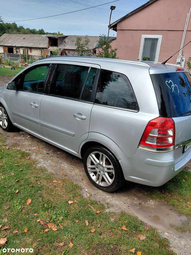 Opel Zafira 1.9 CDTI 111 - 8