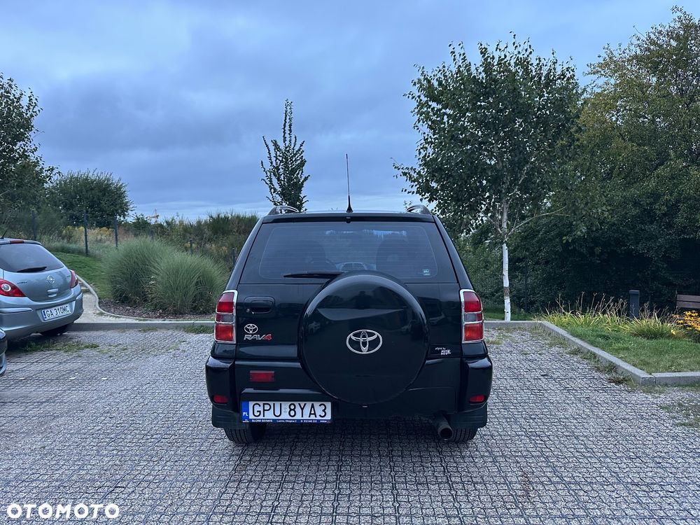 Toyota RAV4 2.0 D-4D 4x4 - 9