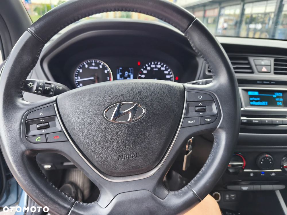 Hyundai i20 1.2 Fresh - 15