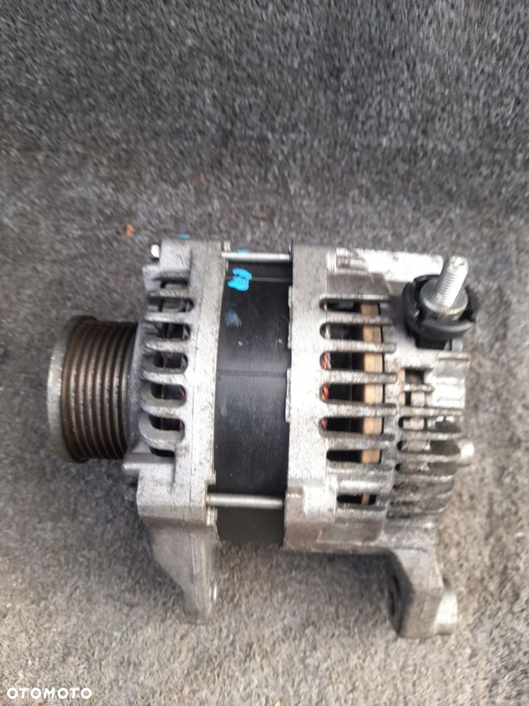 alternator nissan pathfinder 2.5 dci - 1