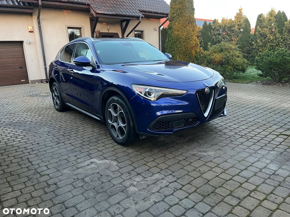 Alfa Romeo Stelvio 2.0 Turbo 16V AT8-Q4 Sprint - 10