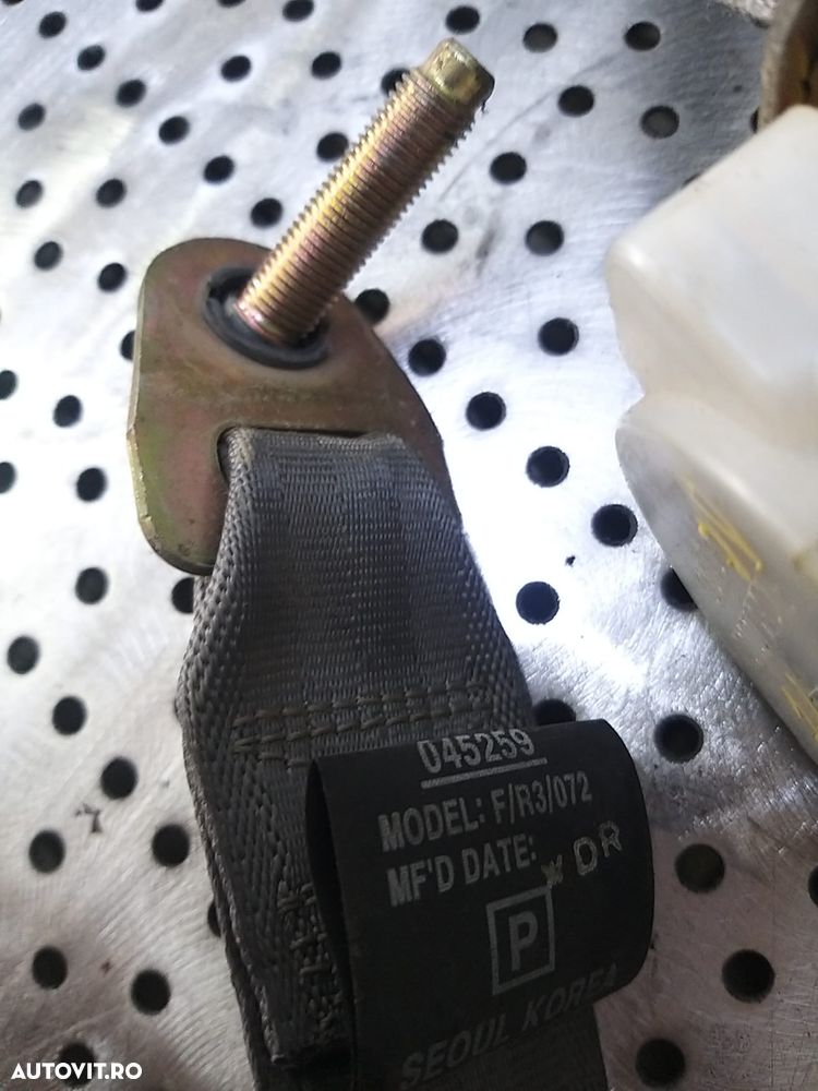 Centura siguranta dreapta fata hyundai santa fe 1 sm 2002 045259 - 3