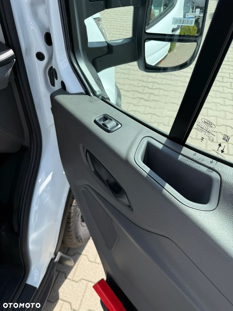 Ford Transit Podwozie Brygadowe Skrzynia Otwarta 165KM RWD M6 - 24