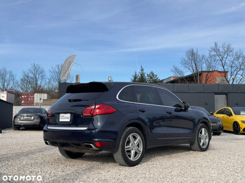 Porsche Cayenne S - 4