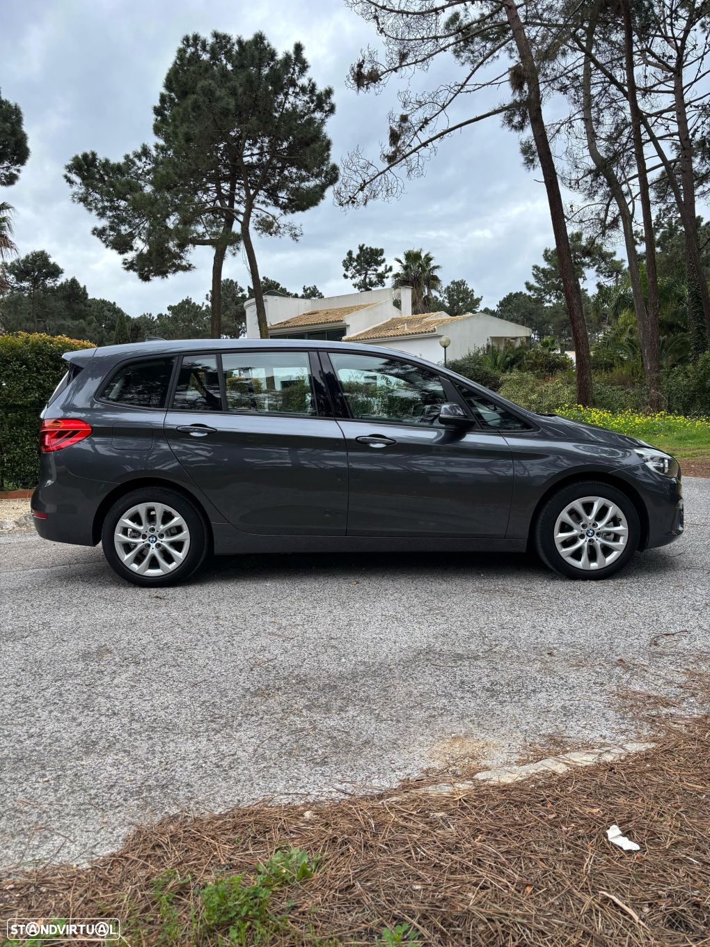 BMW 216 Gran Tourer d - 6