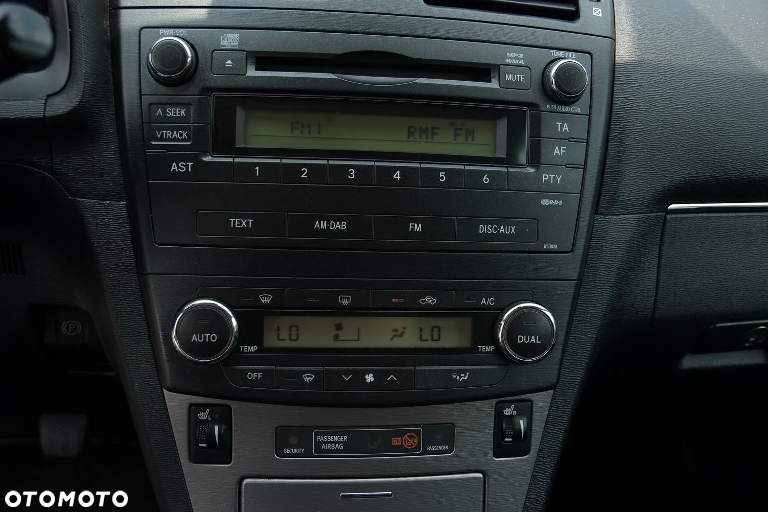 Toyota Avensis - 34