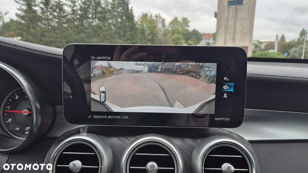 Mercedes-Benz GLC 200 d 4-Matic Business Edition - 24