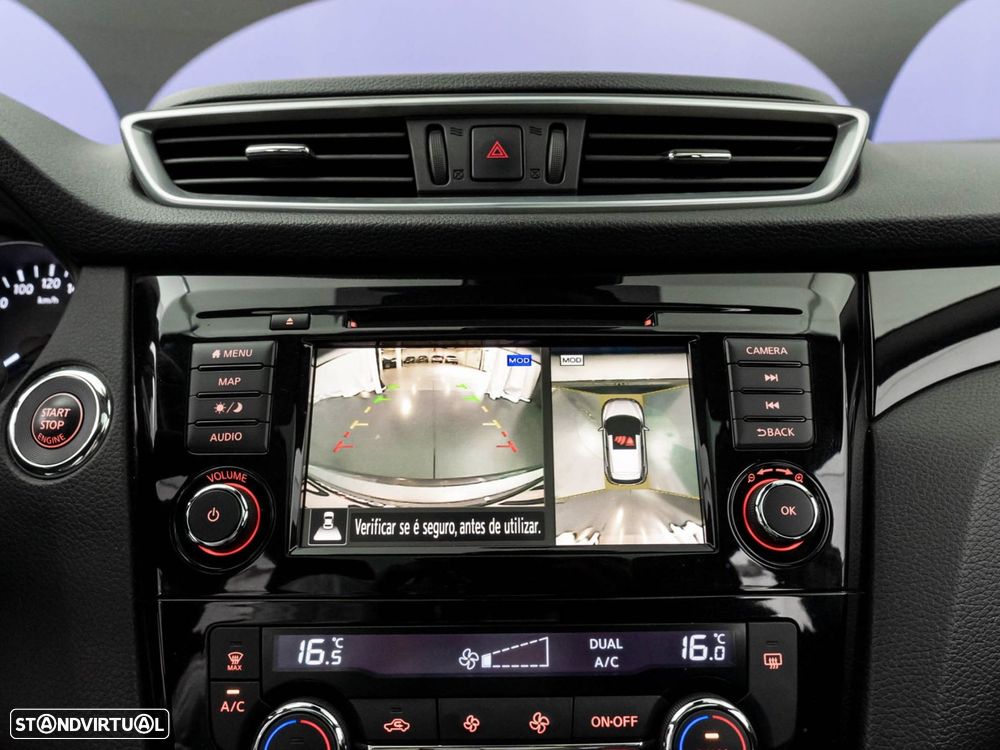 Nissan Qashqai 1.5 dCi N-Connecta - 26