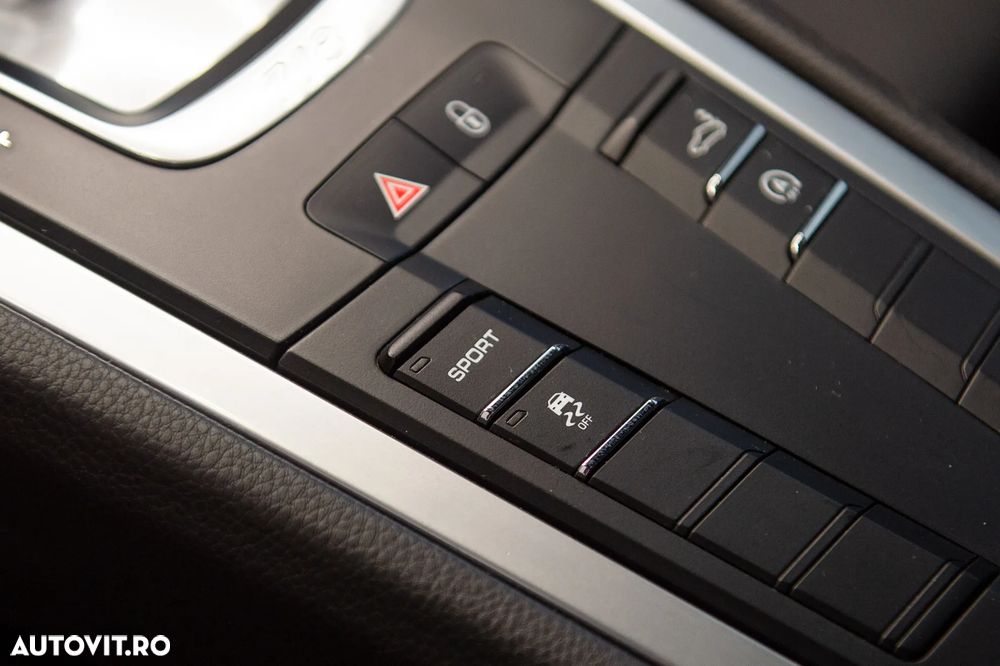 Porsche Cayman PDK - 28