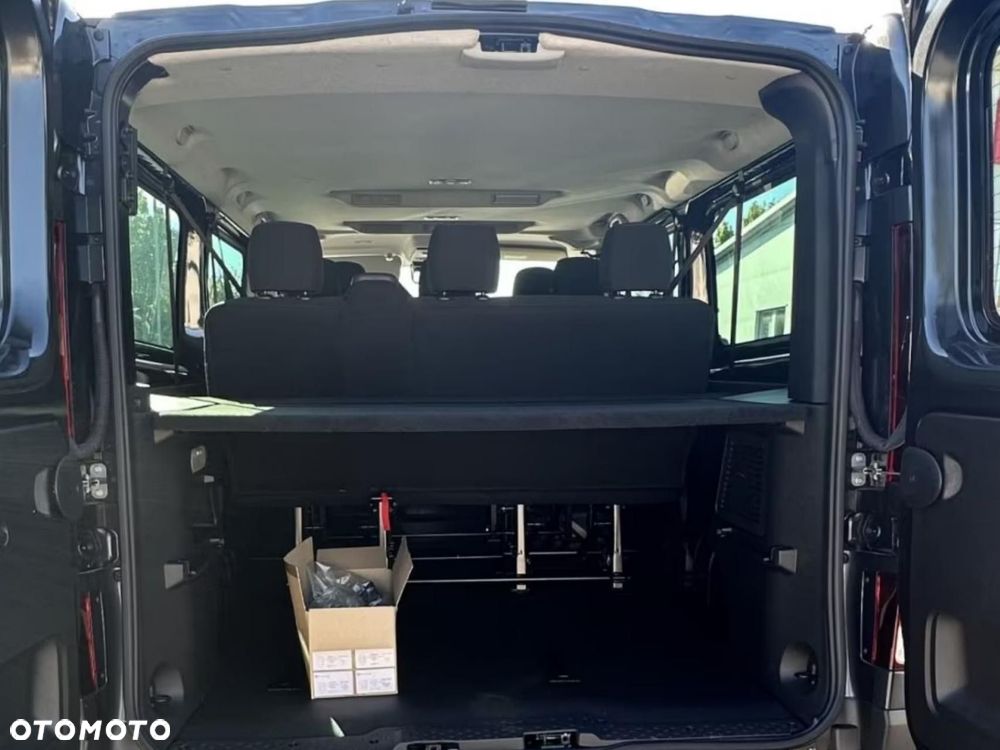 Renault Trafic - 8