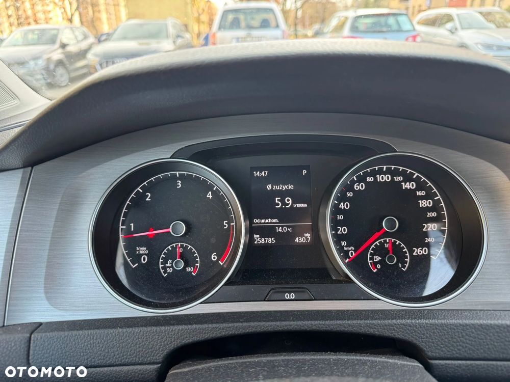Volkswagen Golf 2.0 TDI (BlueMotion Technology) DSG Highline - 12