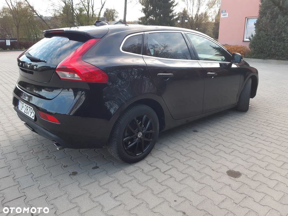 Volvo V40 D4 Summum - 9