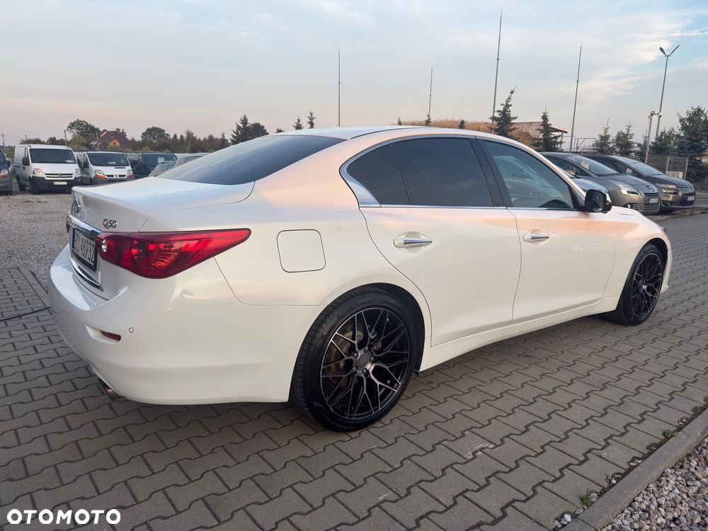 Infiniti Q50 2.0t Premium Executive - 11