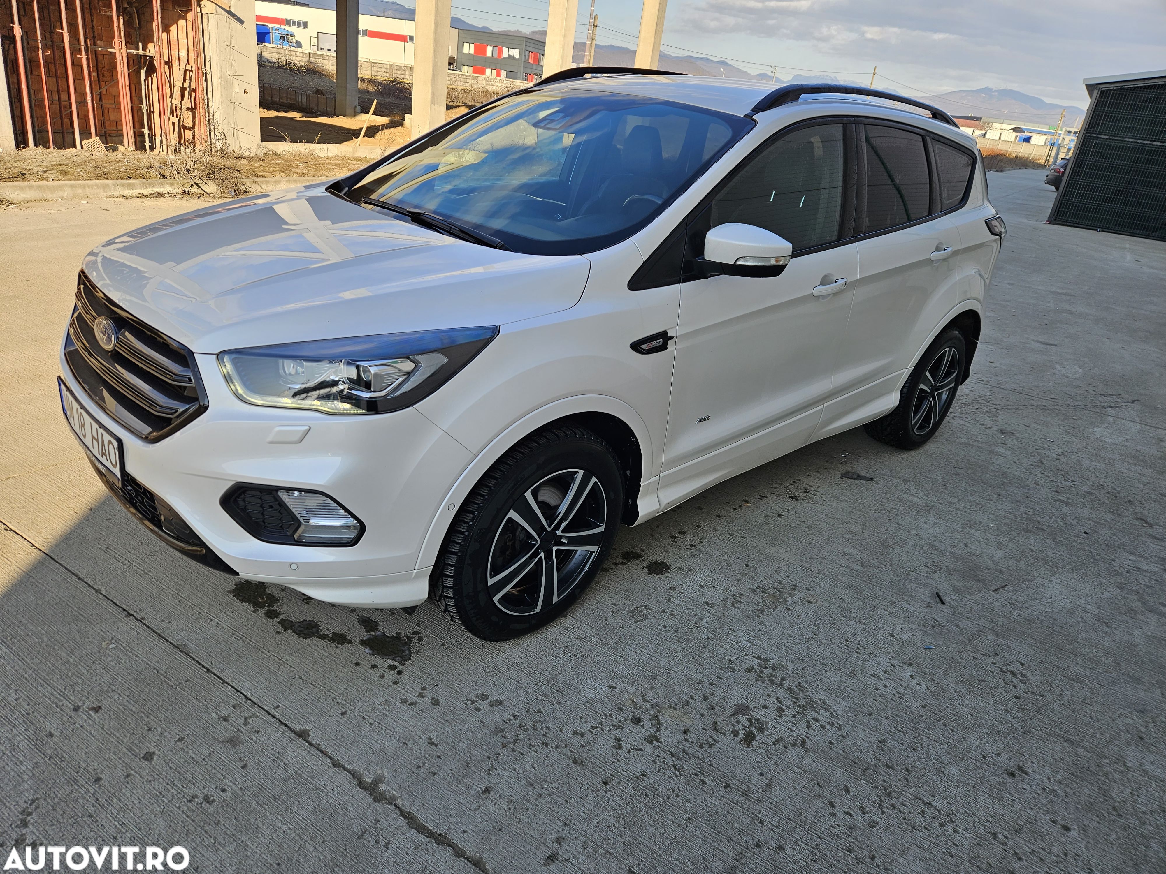 Ford Kuga 2.0 TDCi 4x4 Aut. ST-Line - 1