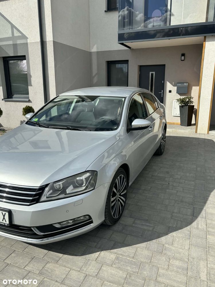 Volkswagen Passat 2.0 TDI Comfortline - 4