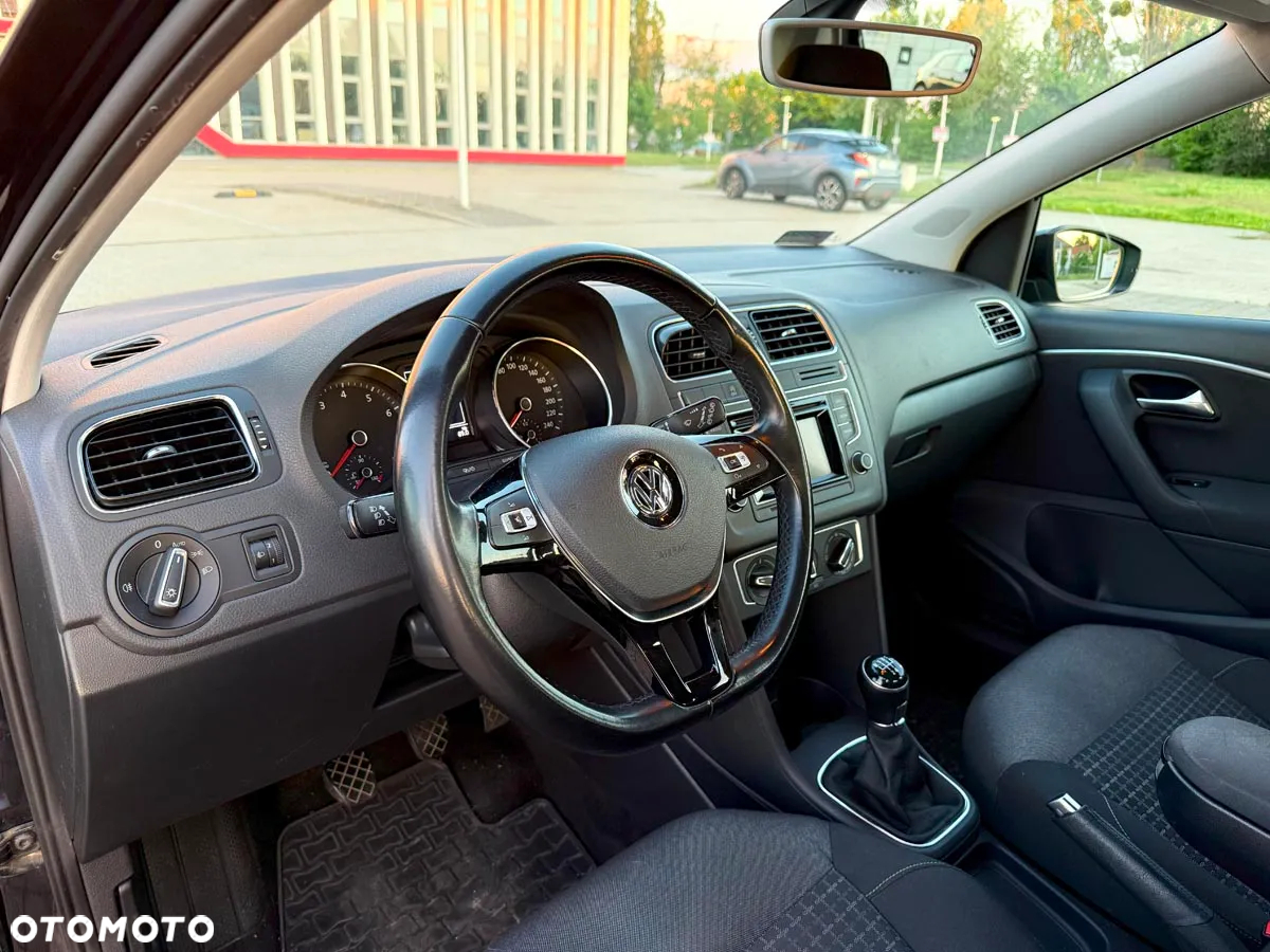 Volkswagen Polo 1.2 TSI BMT Comfortline - 28