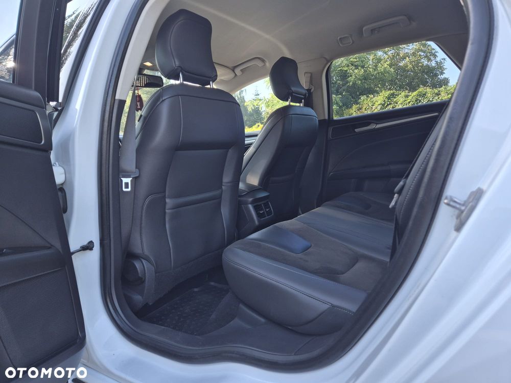 Ford Mondeo 2.0 EcoBlue ST-Line - 6