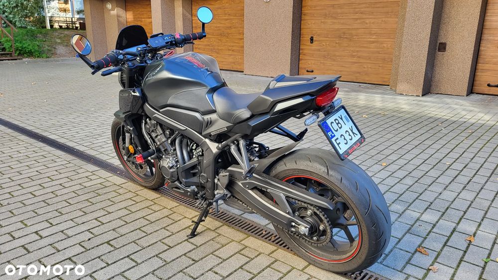 Honda CB - 8