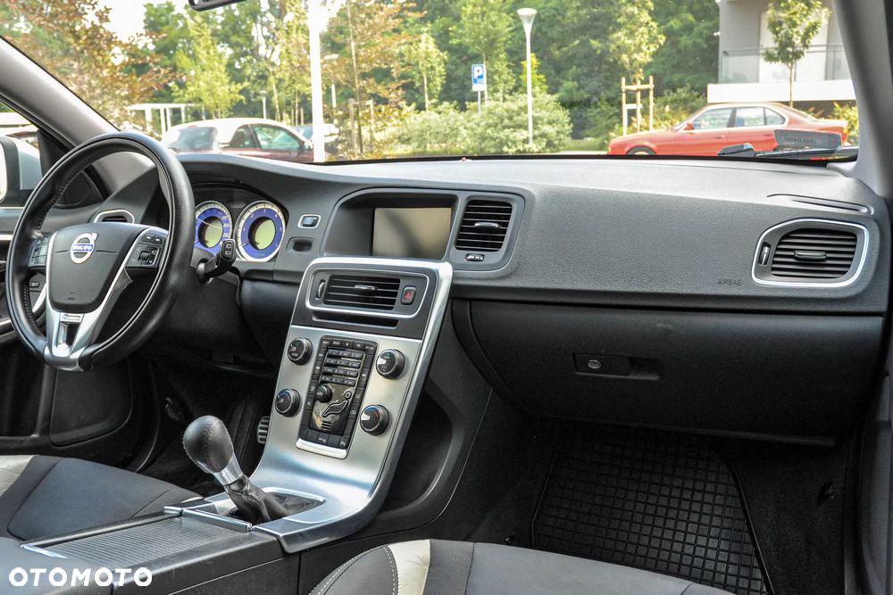 Volvo V60 - 10