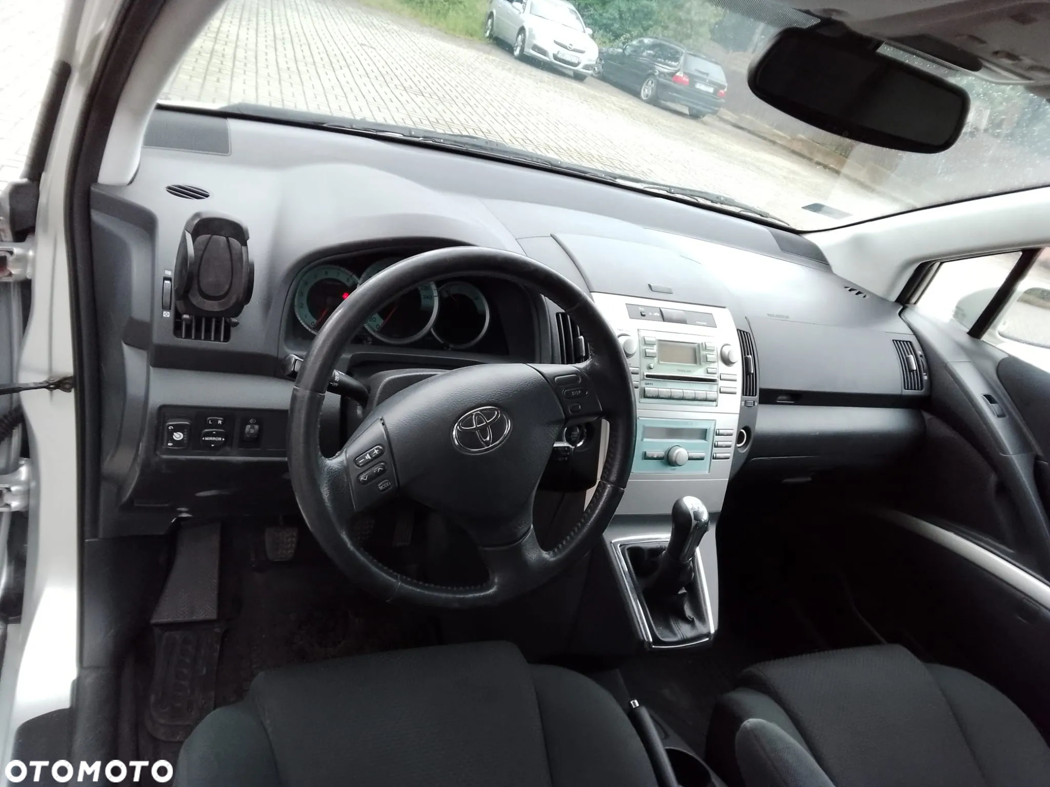 Toyota Corolla Verso 1.8 Prestige 7os - 6