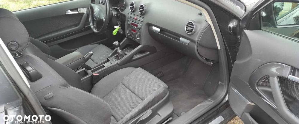 Audi A3 3-drzwiowe 1.6 S line Sportpaket (plus) - 24