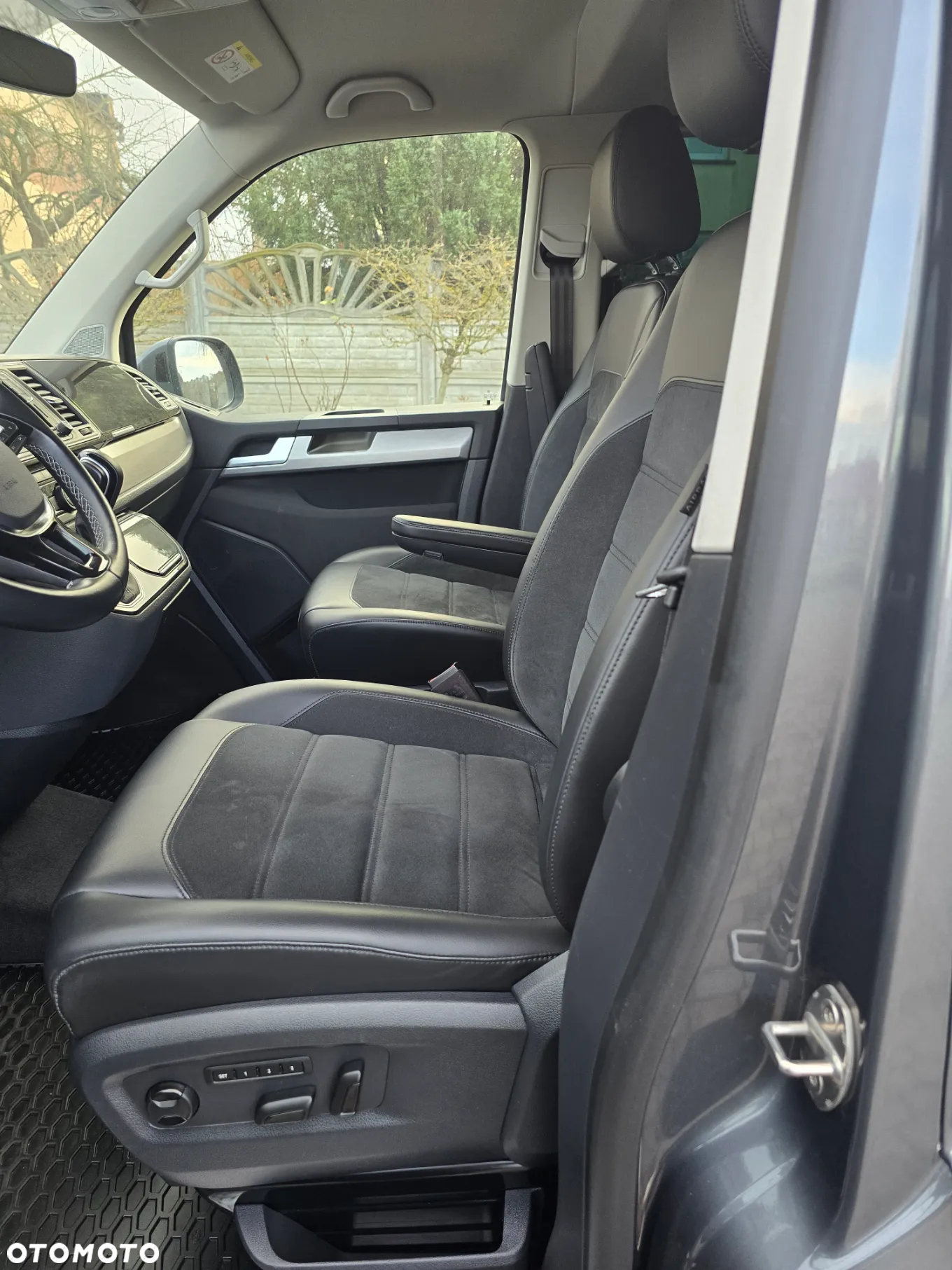 Volkswagen Multivan 2.0 BiTDI L1 Highline DSG - 10