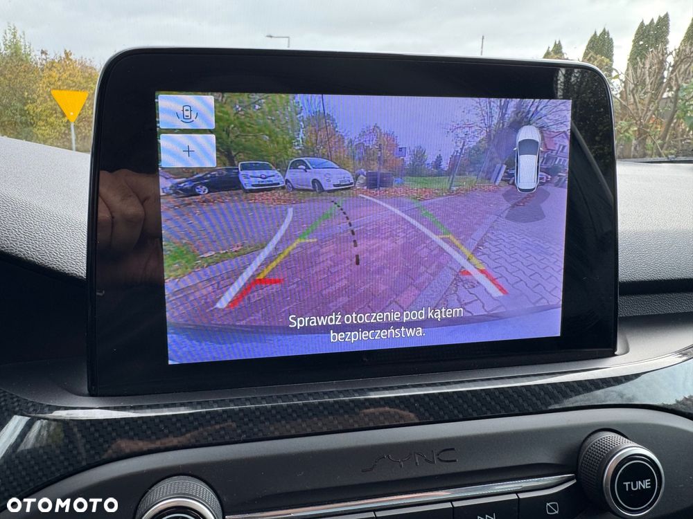 Ford Focus 1.5 EcoBlue Start-Stopp-System ST-LINE STYLE - 31