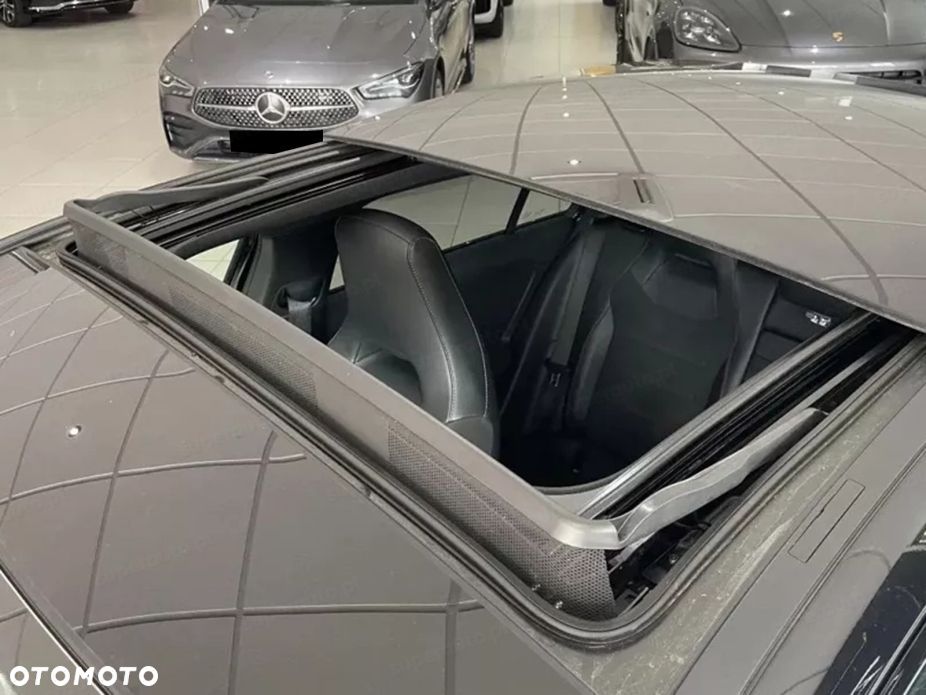 Mercedes-Benz Klasa A 220 4-Matic AMG Line 8G-DCT - 16