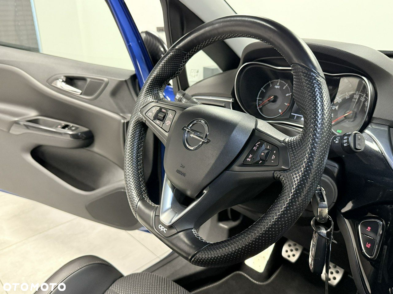 Opel Corsa 1.6 Turbo OPC - 37