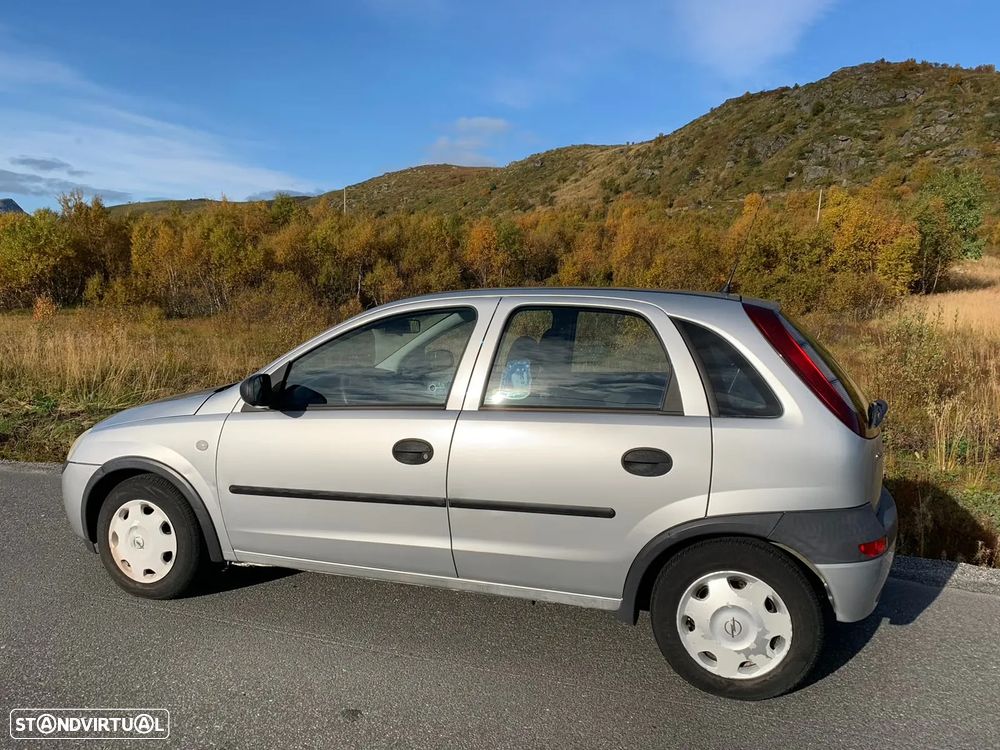 Opel Corsa 1.2 16V Confort - 12