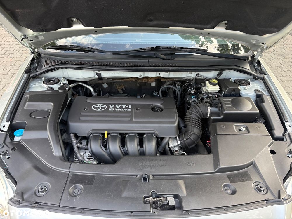 Toyota Avensis 1.8 VVT-i Edition - 38