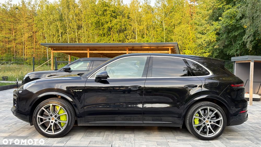 Porsche Cayenne - 5